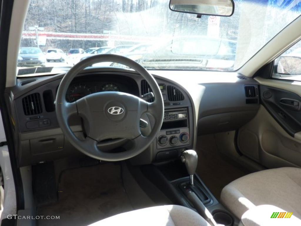 2004 Elantra GLS Sedan - Nordic White / Beige photo #10