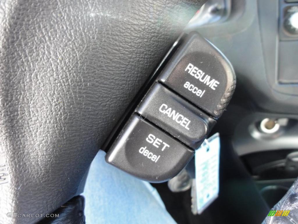 2004 Acura RSX Sports Coupe Controls Photo #46180617