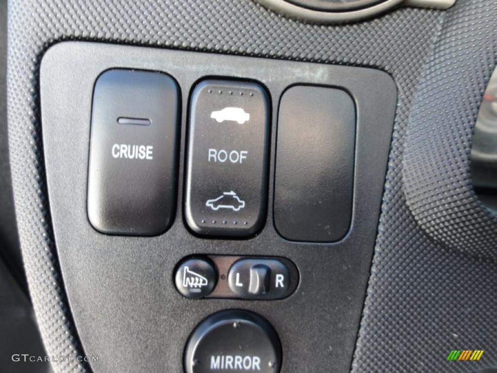 2004 Acura RSX Sports Coupe Controls Photo #46180623