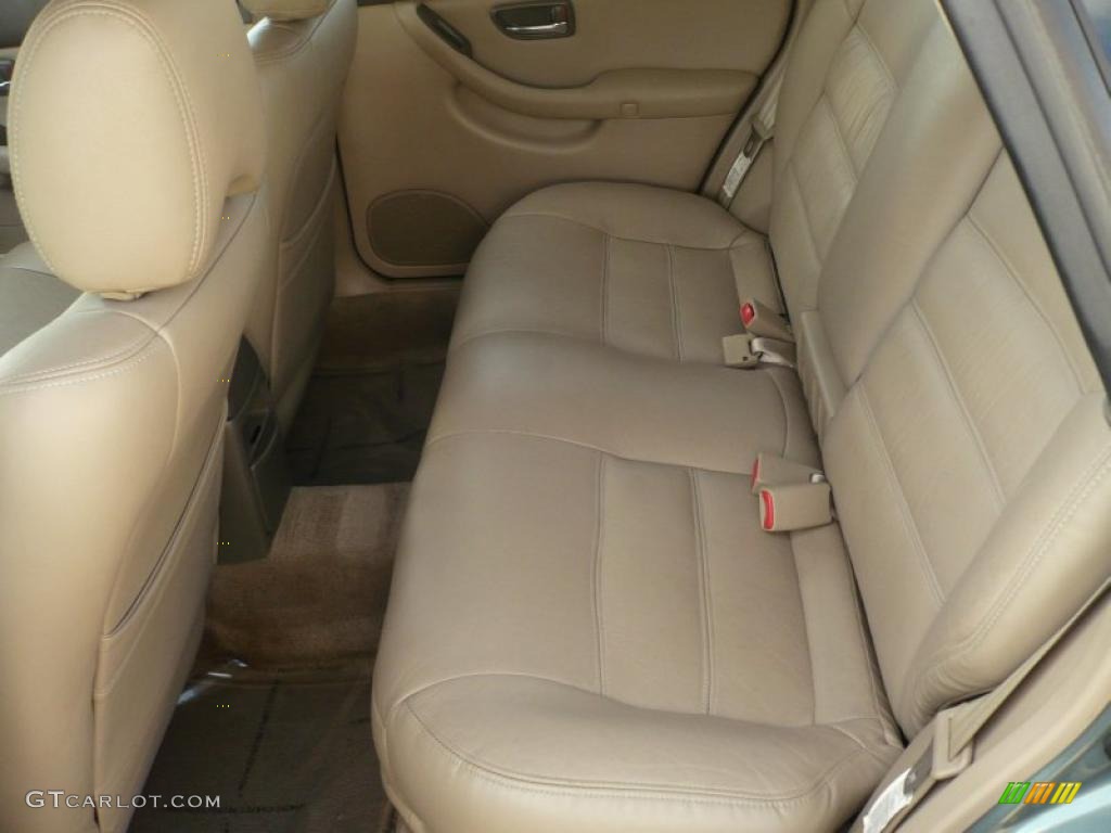 Beige Interior 2000 Subaru Outback Wagon Photo #46181436