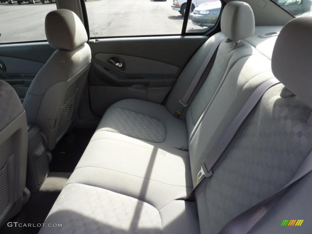 2005 Malibu LS V6 Sedan - White / Gray photo #9