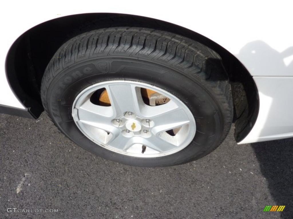 2005 Malibu LS V6 Sedan - White / Gray photo #10