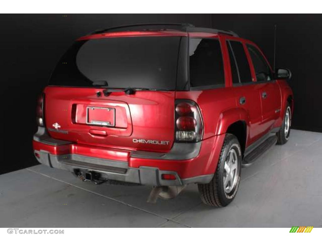 2003 TrailBlazer LT 4x4 - Majestic Red Metallic / Medium Pewter photo #2