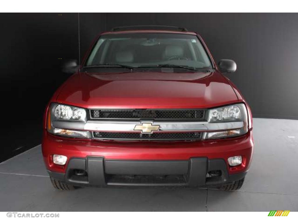 2003 TrailBlazer LT 4x4 - Majestic Red Metallic / Medium Pewter photo #3