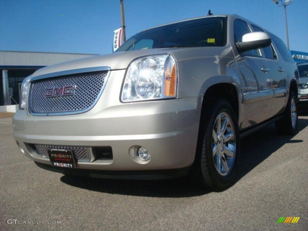 2008 Yukon XL Denali AWD - Silver Birch Metallic / Light Tan photo #1