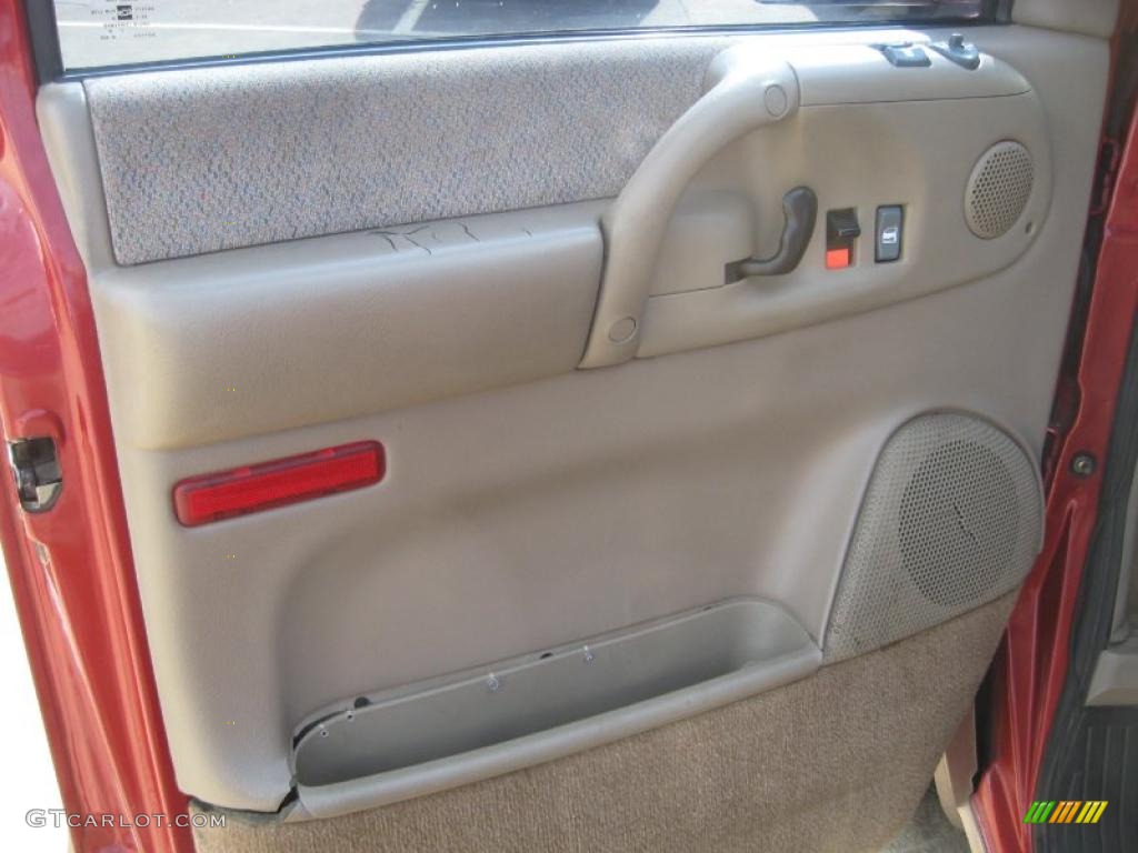 2001 Chevrolet Astro LS Passenger Van Neutral Door Panel Photo #46191395