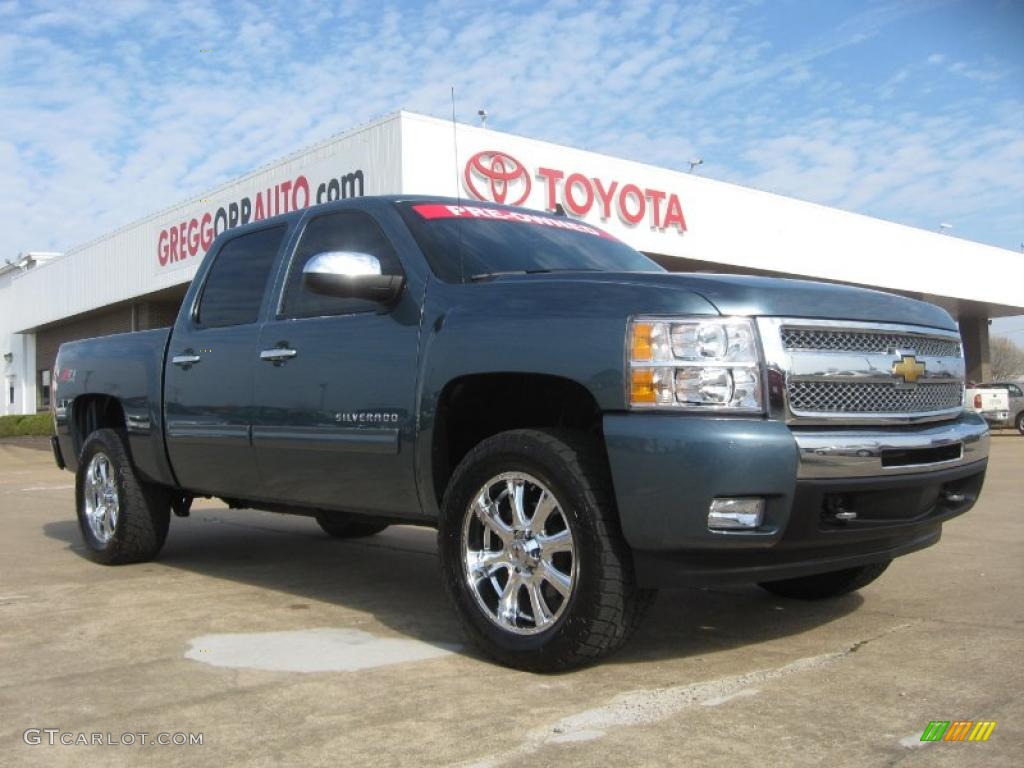 Blue Granite Metallic 2010 Chevrolet Silverado 1500 LT Crew Cab 4x4 Exterior Photo #46191725