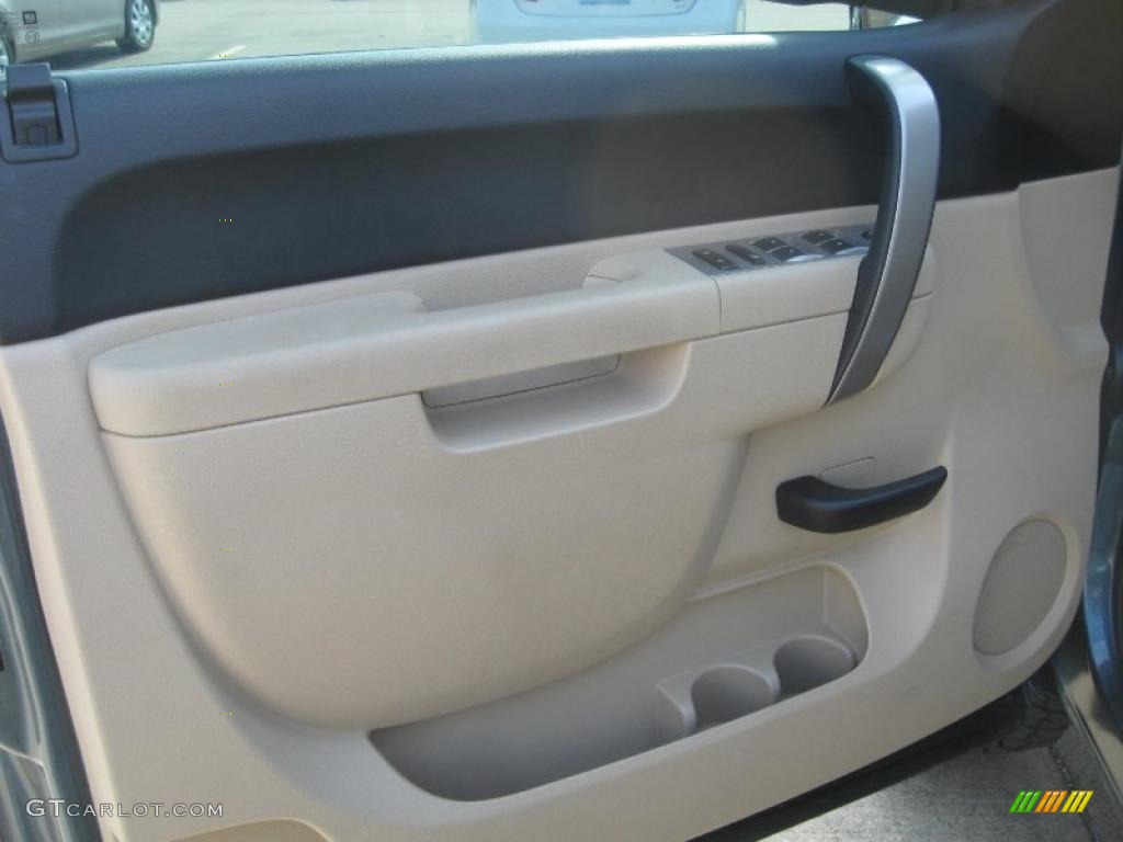 2010 Chevrolet Silverado 1500 LT Crew Cab 4x4 Light Cashmere/Ebony Door Panel Photo #46191866