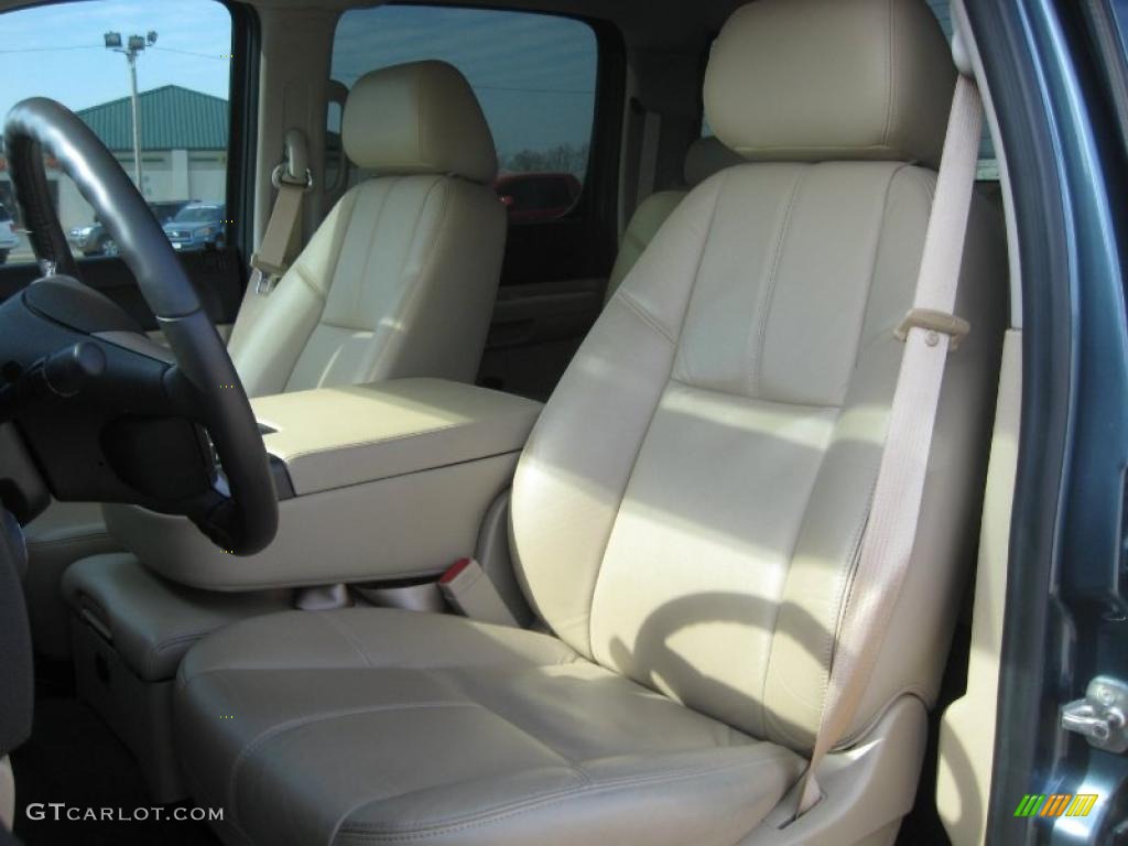 Light Cashmere/Ebony Interior 2010 Chevrolet Silverado 1500 LT Crew Cab 4x4 Photo #46191875
