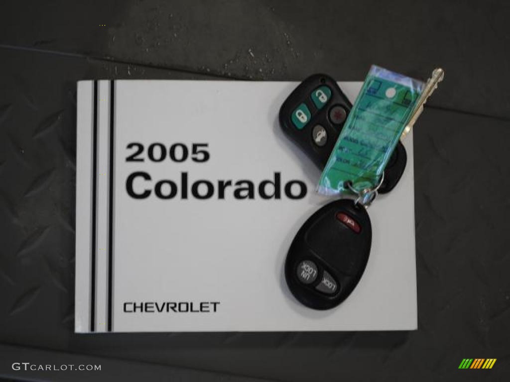 2005 Colorado LS Crew Cab - Superior Blue Metallic / Medium Dark Pewter photo #44