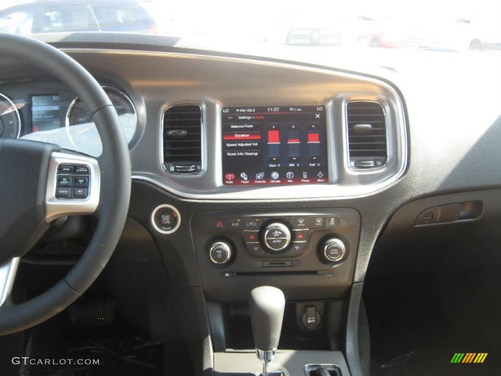 2011 Dodge Charger Rallye Plus Black/Tan Dashboard Photo #46192721