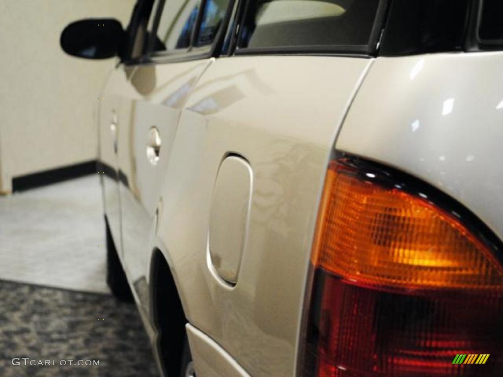 2000 S Series SW2 Wagon - Gold / Tan photo #7