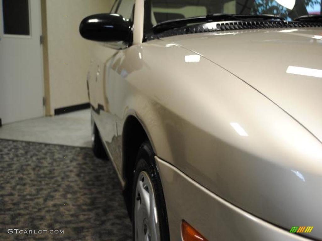 2000 S Series SW2 Wagon - Gold / Tan photo #13