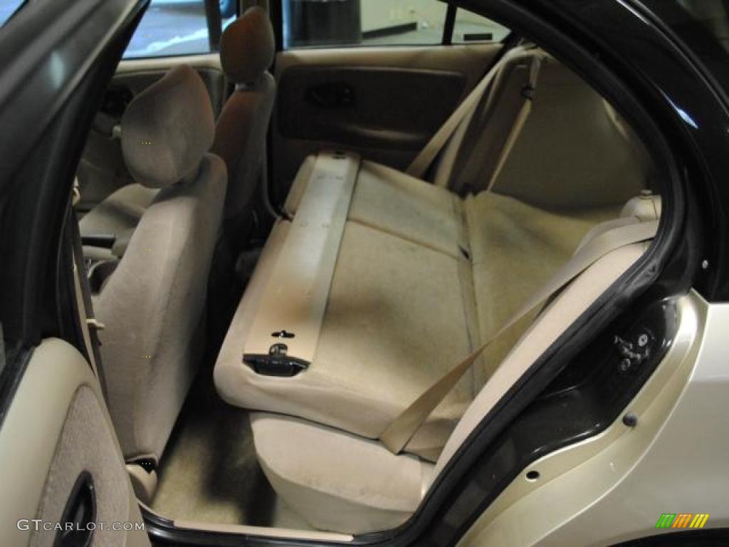 2000 S Series SW2 Wagon - Gold / Tan photo #31