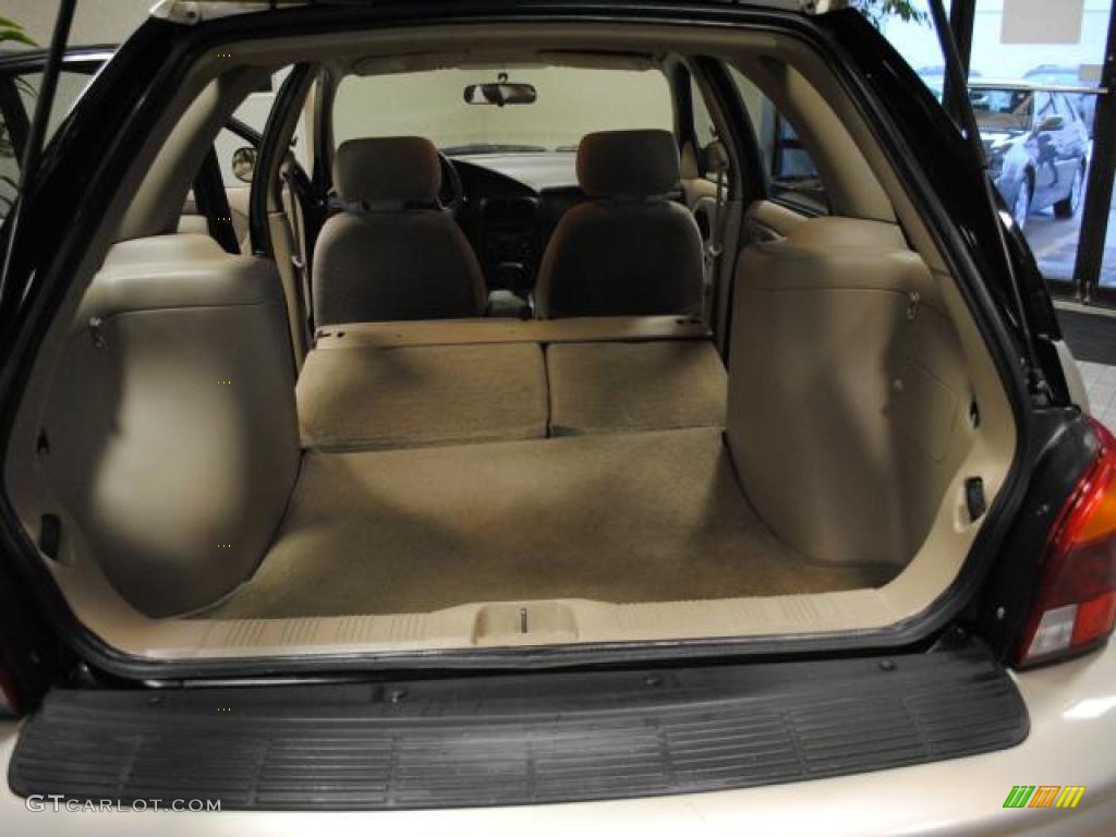 2000 S Series SW2 Wagon - Gold / Tan photo #33