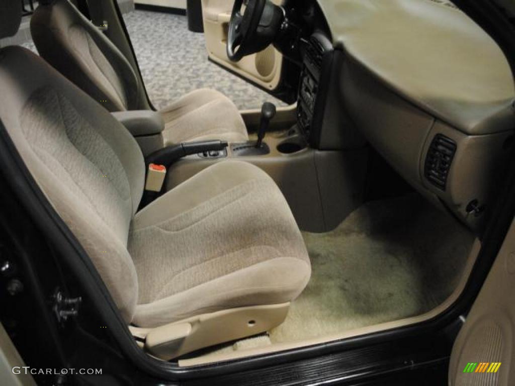 2000 S Series SW2 Wagon - Gold / Tan photo #38