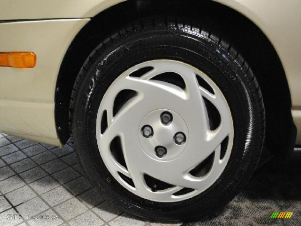 2000 S Series SW2 Wagon - Gold / Tan photo #41