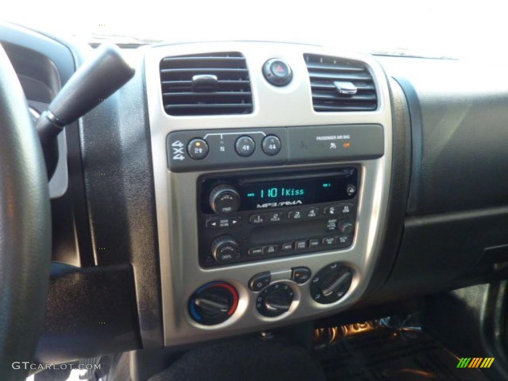 2008 GMC Canyon SLE Regular Cab 4x4 Controls Photo #46195295