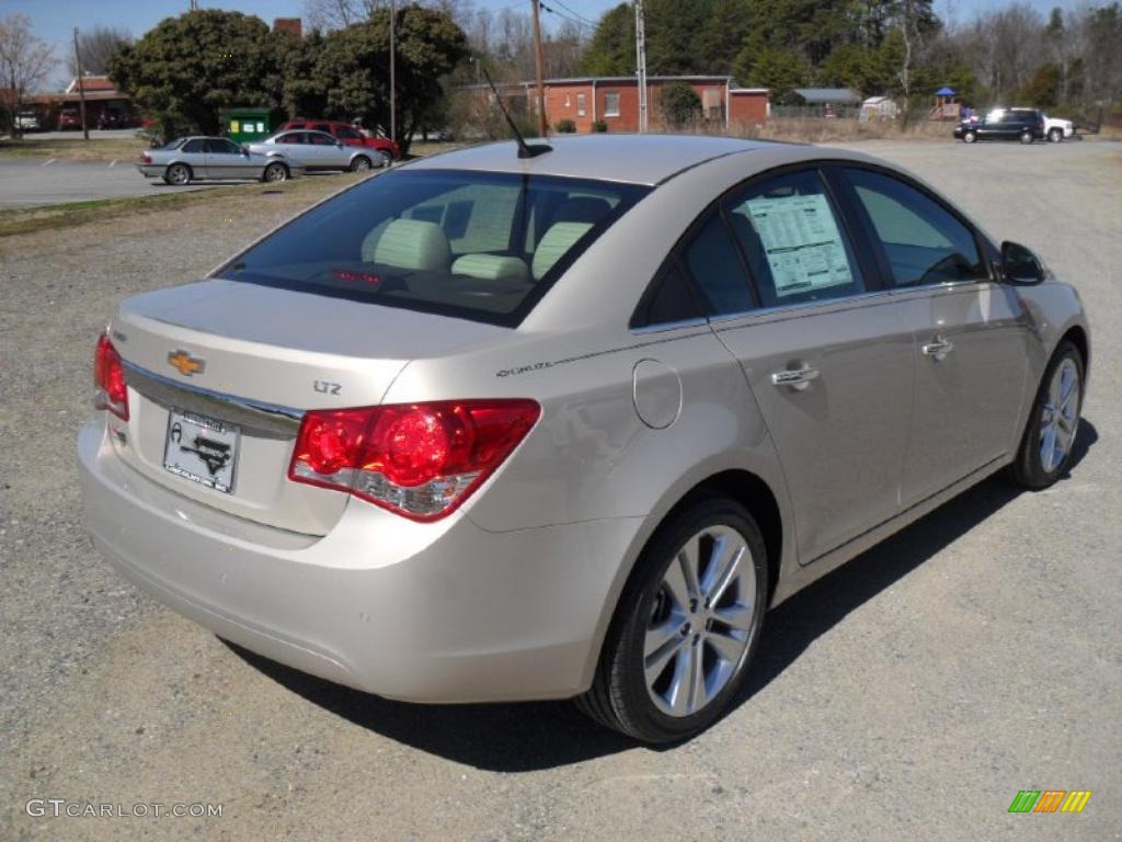 Gold Mist Metallic 2011 Chevrolet Cruze LTZ Exterior Photo #46196036