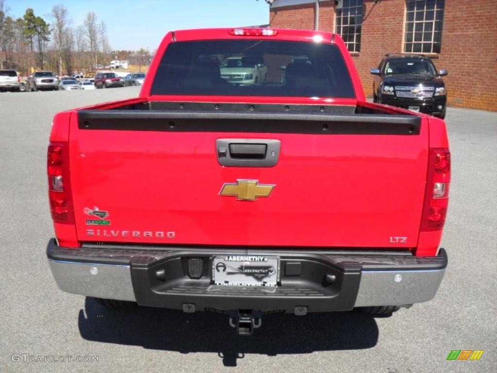 2011 Silverado 1500 LTZ Crew Cab 4x4 - Victory Red / Ebony photo #3