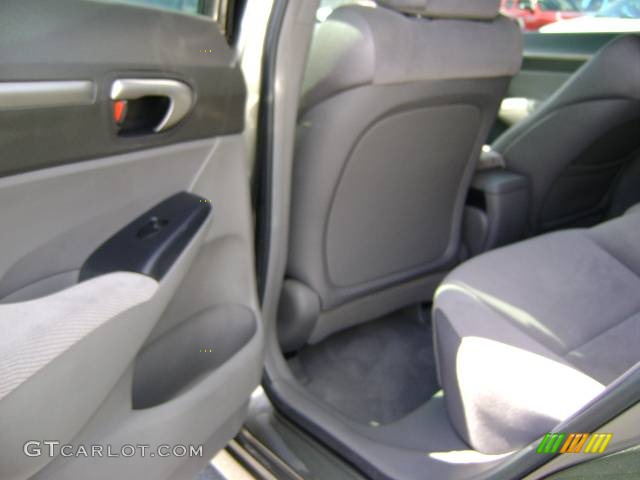 2006 Civic EX Sedan - Galaxy Gray Metallic / Ivory photo #18