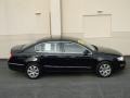 Deep Black - Passat Turbo Sedan Photo No. 2