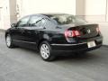 Deep Black - Passat Turbo Sedan Photo No. 5