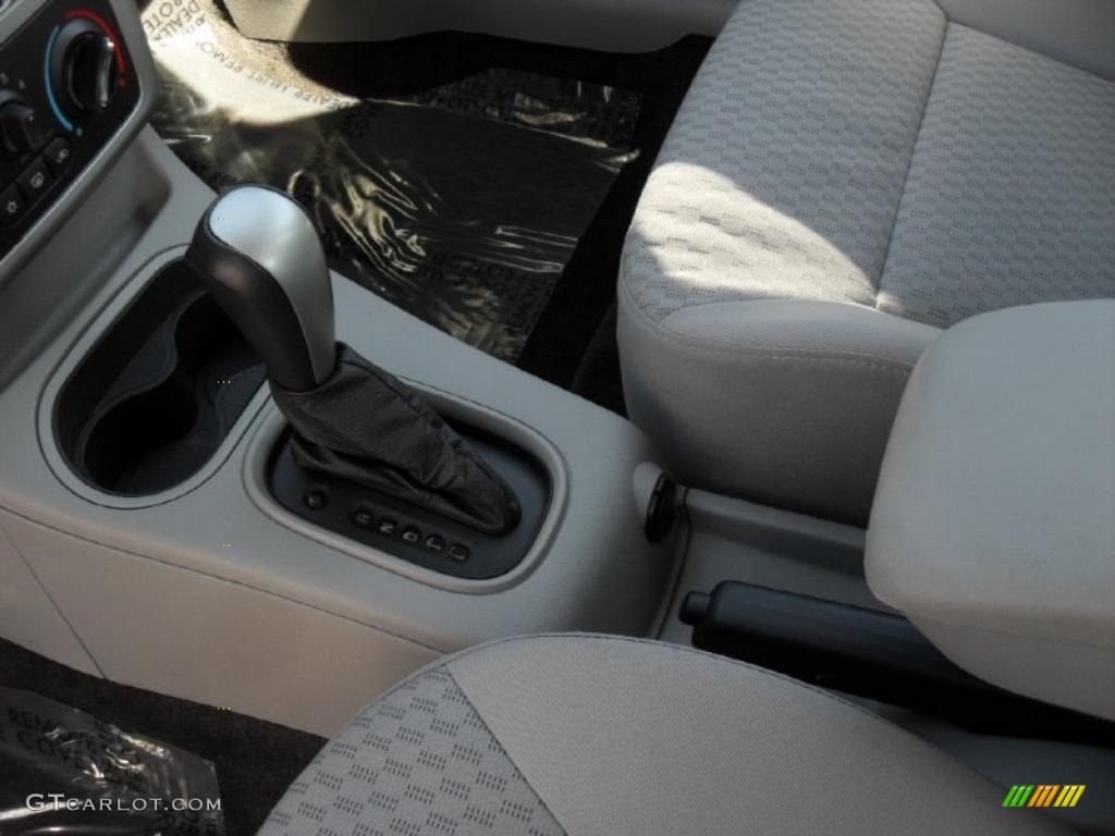 2010 Cobalt LT Sedan - Summit White / Gray photo #9