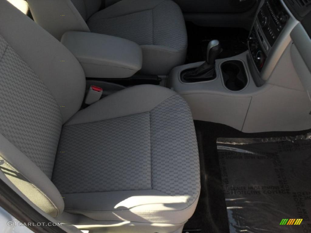 2010 Cobalt LT Sedan - Summit White / Gray photo #18