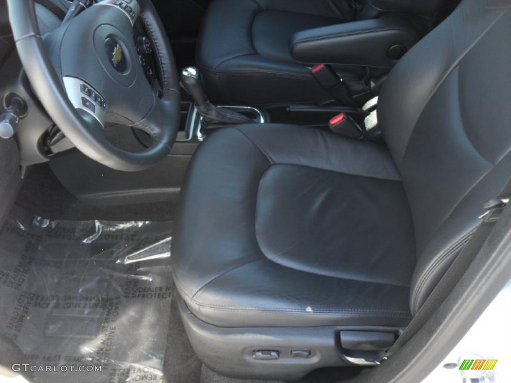 2011 HHR LT - Arctic Ice White / Ebony photo #7