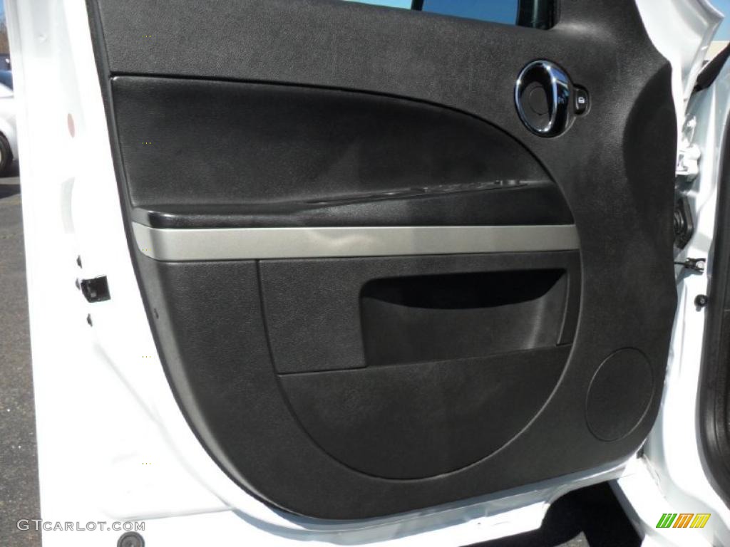 2011 HHR LT - Arctic Ice White / Ebony photo #8