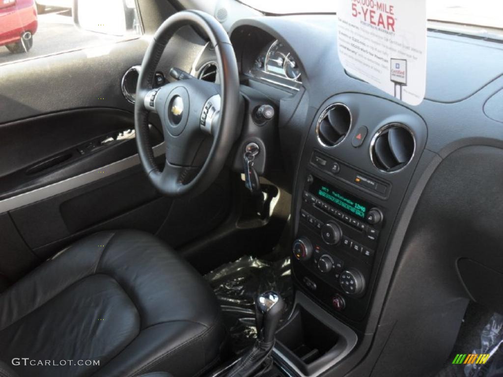 2011 HHR LT - Arctic Ice White / Ebony photo #20