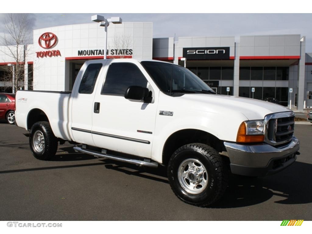 1999 F250 Super Duty XLT Extended Cab 4x4 - Oxford White / Medium Graphite photo #1