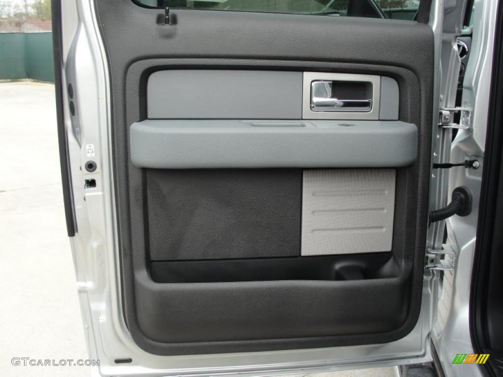 2011 Ford F150 XLT SuperCrew Steel Gray Door Panel Photo #46204040