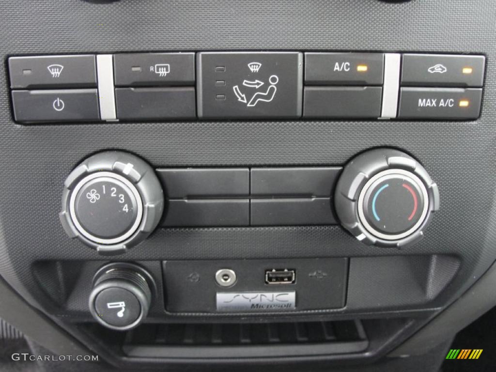 2011 Ford F150 XLT SuperCrew Controls Photo #46204157