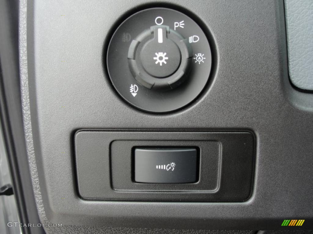 2011 Ford F150 XLT SuperCrew Controls Photo #46204208