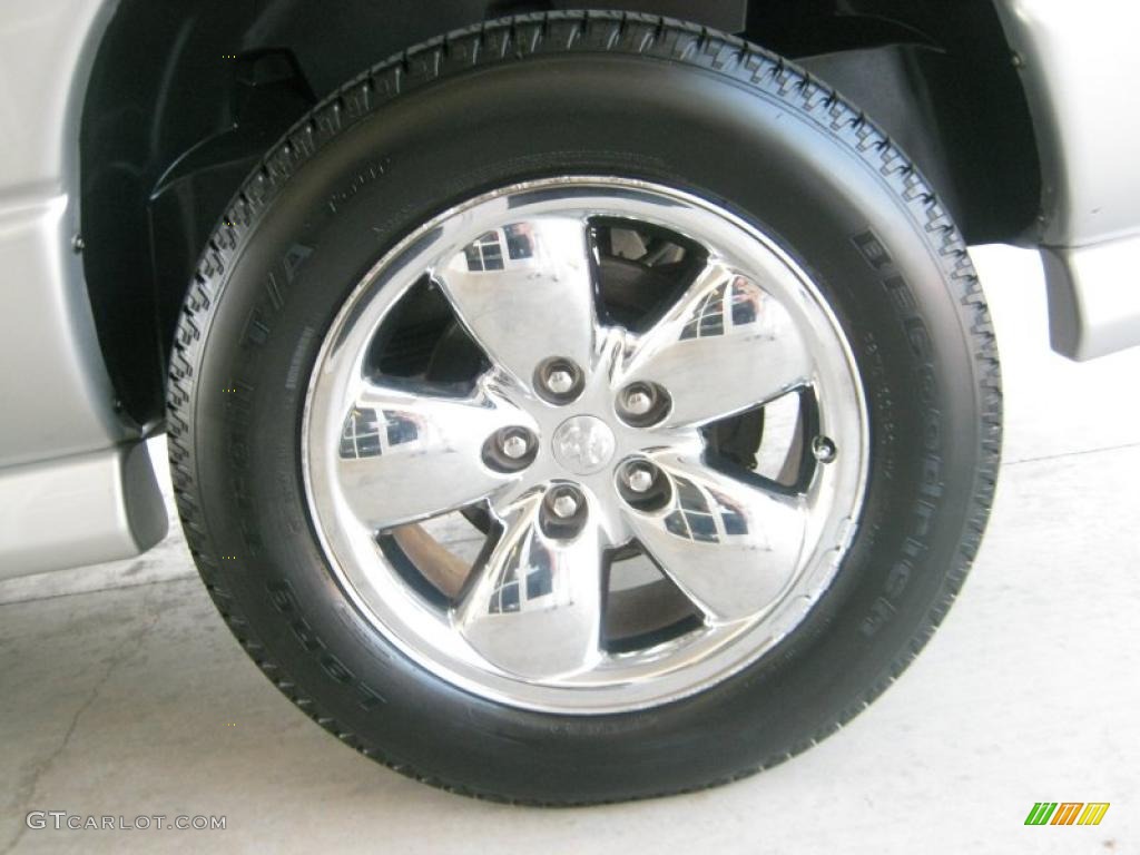 2005 Ram 1500 SLT Road Runner Quad Cab - Bright Silver Metallic / Dark Slate Gray photo #22