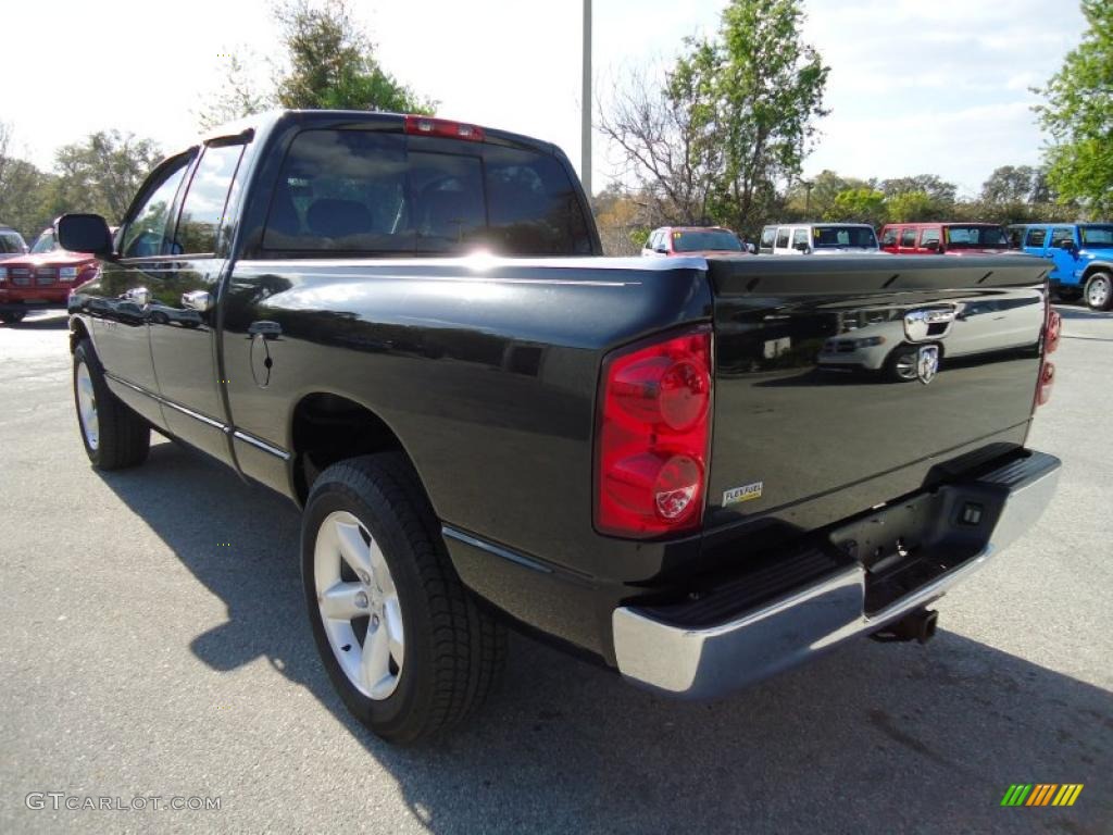 2007 Ram 1500 ST Quad Cab - Brilliant Black Crystal Pearl / Medium Slate Gray photo #3