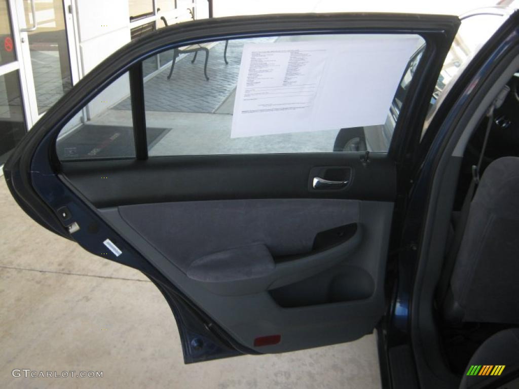 2003 Accord DX Sedan - Eternal Blue Pearl / Gray photo #16