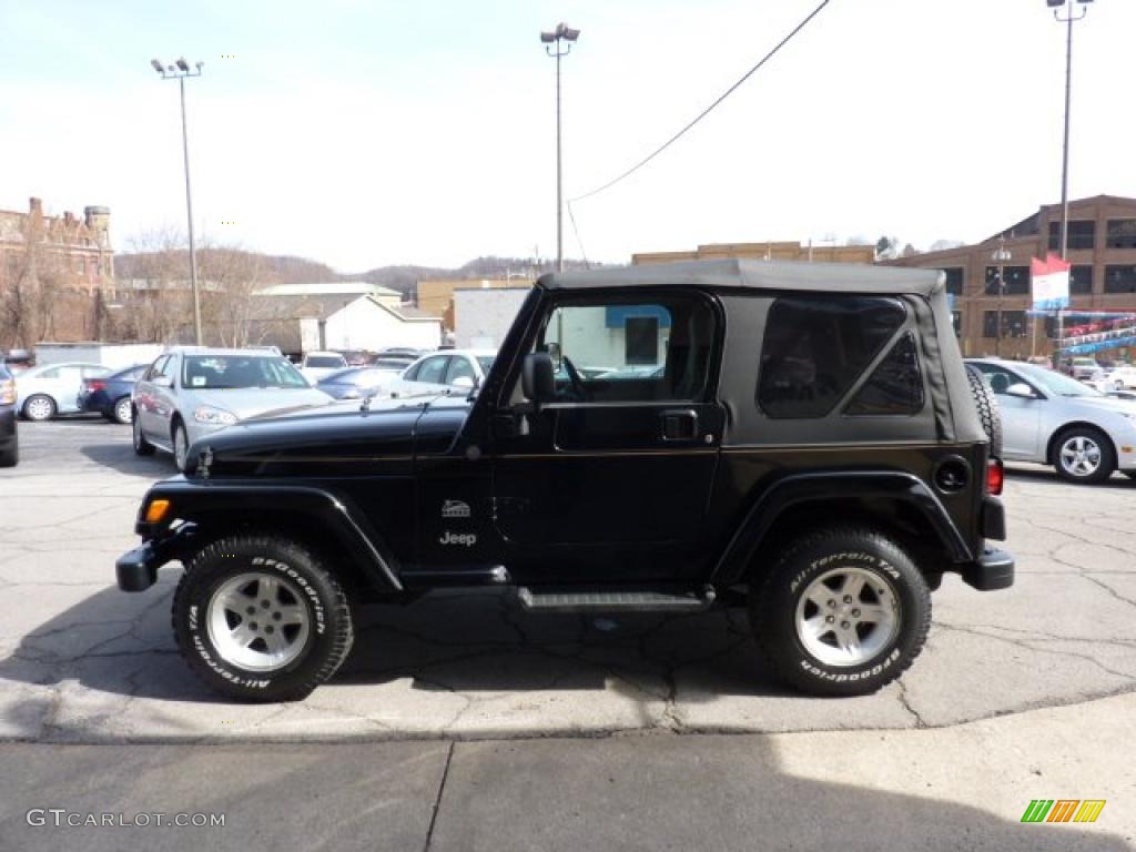 2004 Wrangler Sahara 4x4 - Black / Khaki photo #6