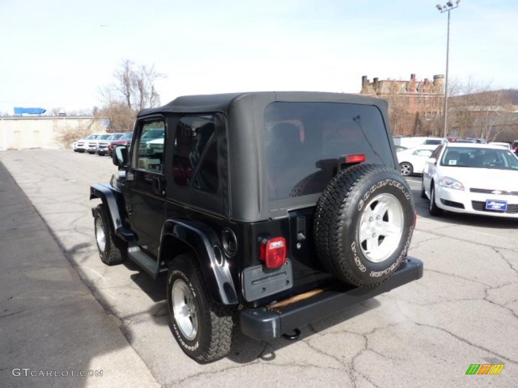 2004 Wrangler Sahara 4x4 - Black / Khaki photo #8