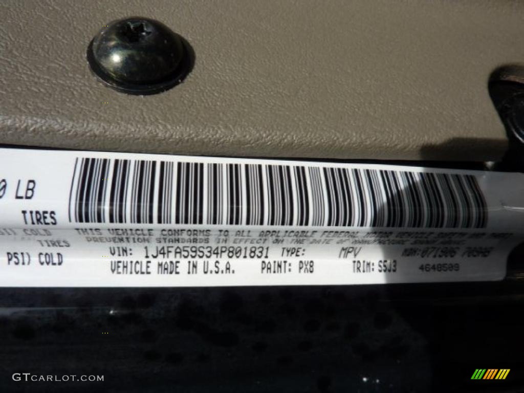 2004 Wrangler Sahara 4x4 - Black / Khaki photo #22