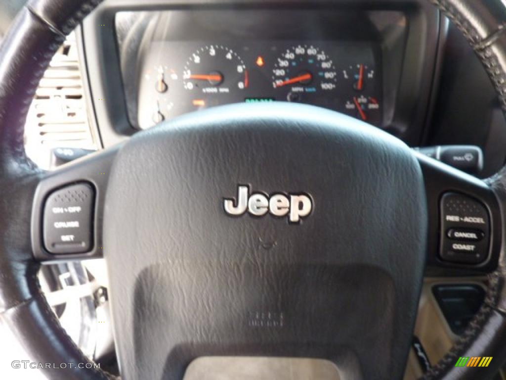 2004 Wrangler Sahara 4x4 - Black / Khaki photo #24