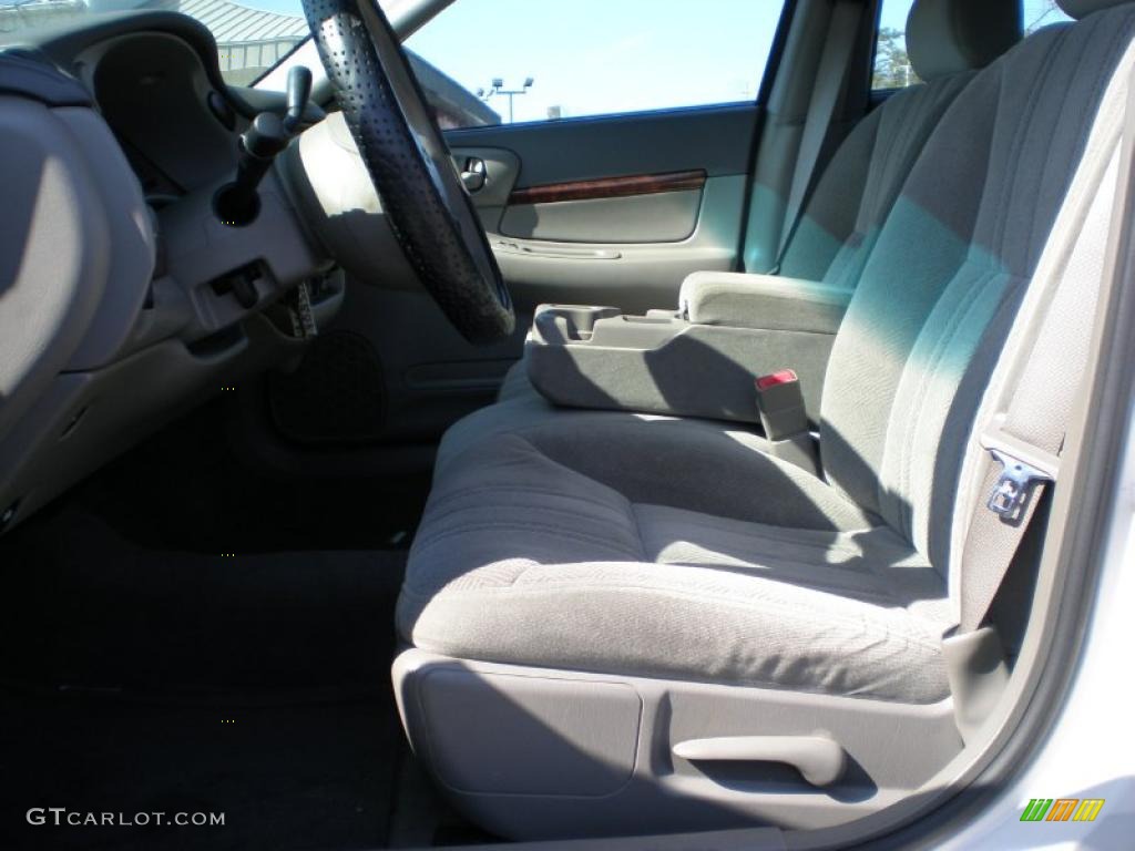 2002 Impala  - White / Neutral photo #13
