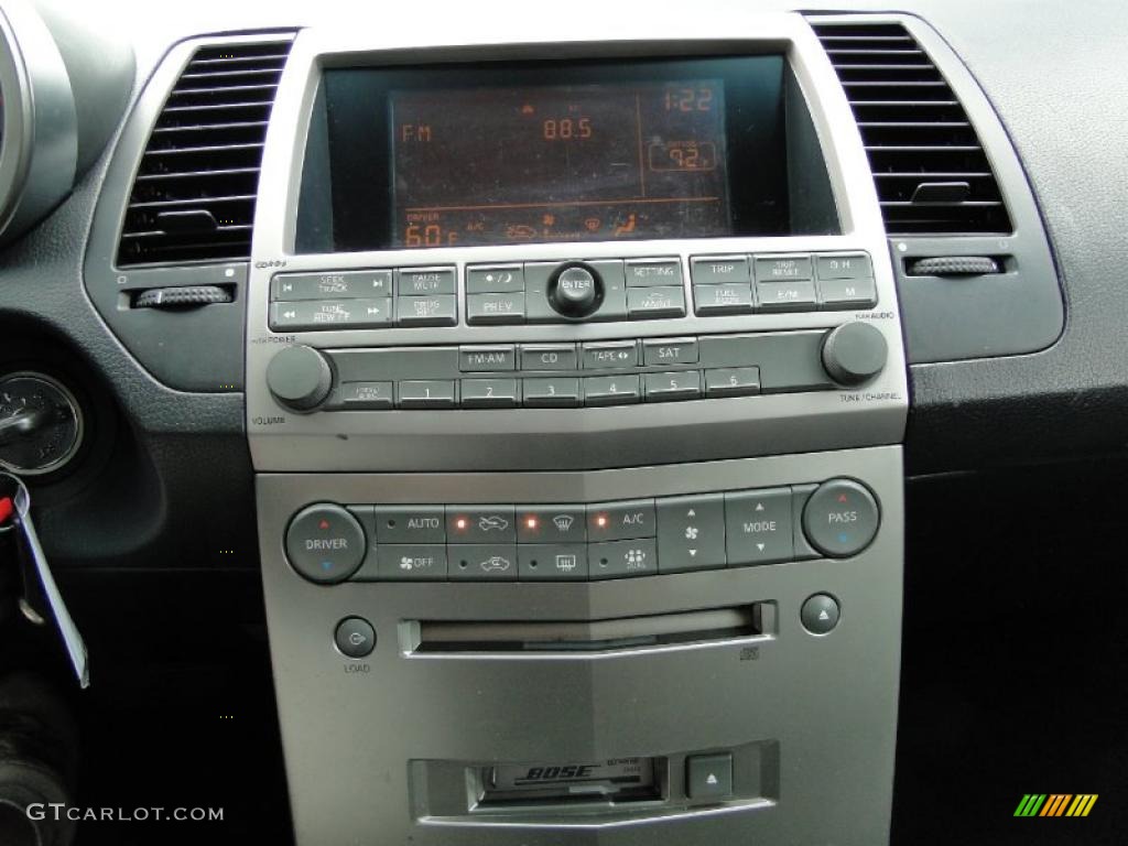 2004 Maxima 3.5 SE - Smoke Metallic / Black photo #19