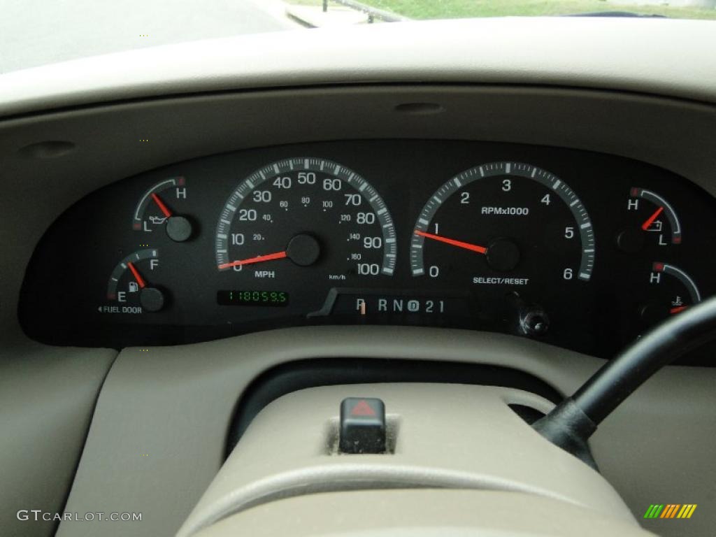 2002 Ford F150 Lariat SuperCrew Gauges Photo #46210805