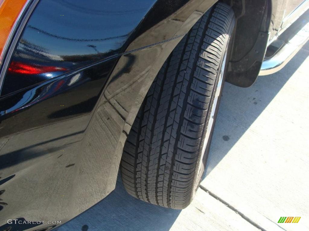 2011 Rogue S AWD - Wicked Black / Black photo #2