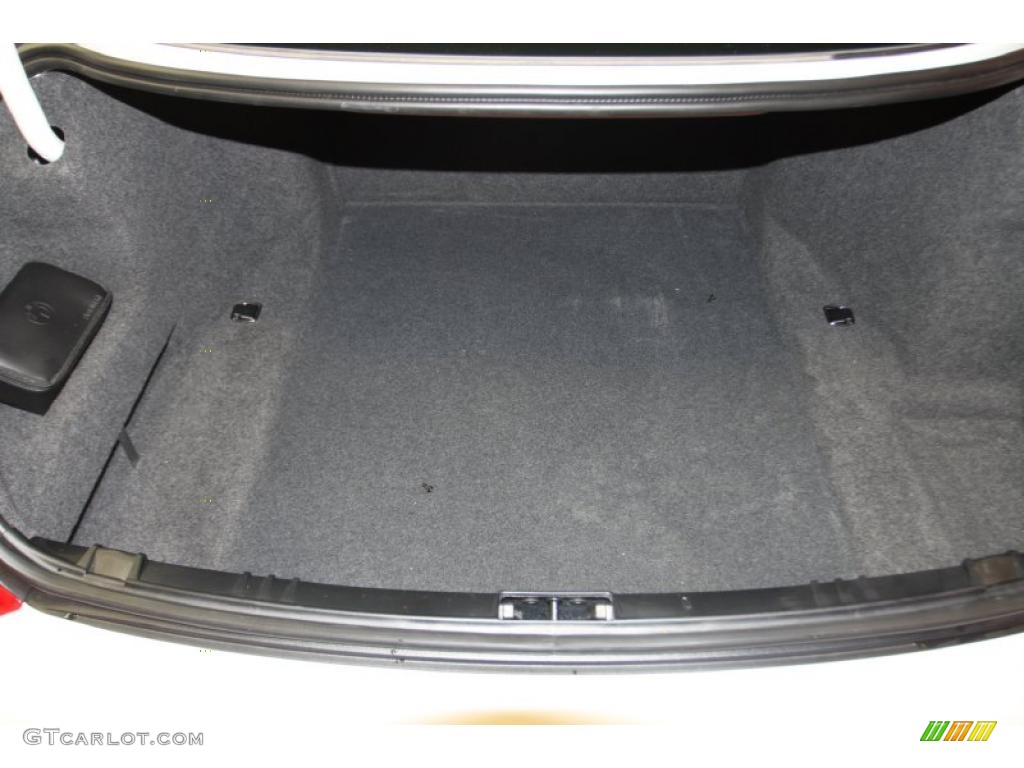 2010 BMW 6 Series 650i Coupe Trunk Photo #46215389