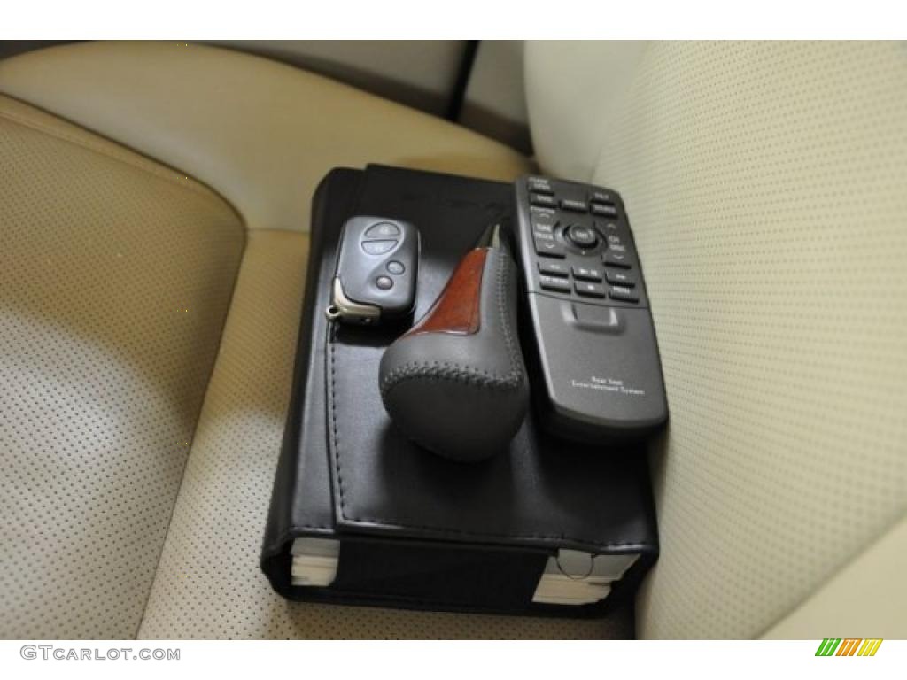 2008 LX 570 - Onyx Black / Cashmere photo #13