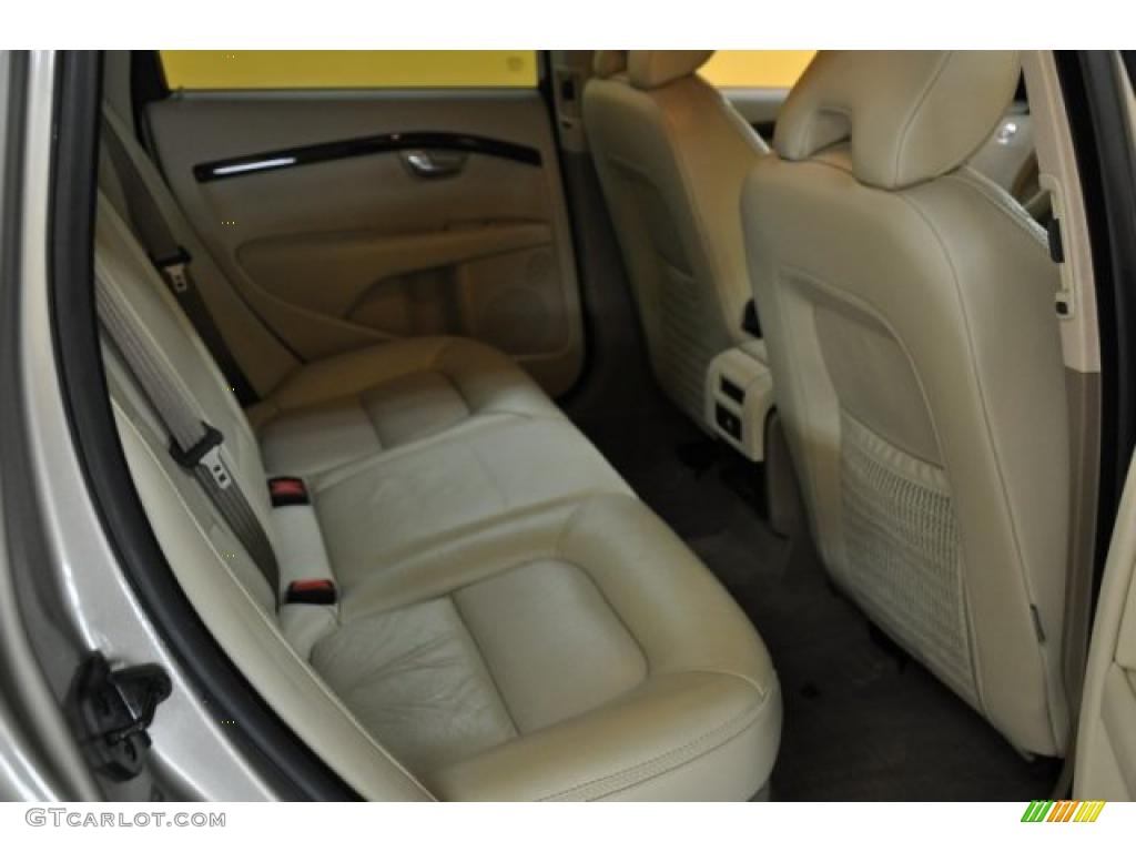 2008 XC70 AWD - Seashell Metallic / Sandstone Beige photo #15